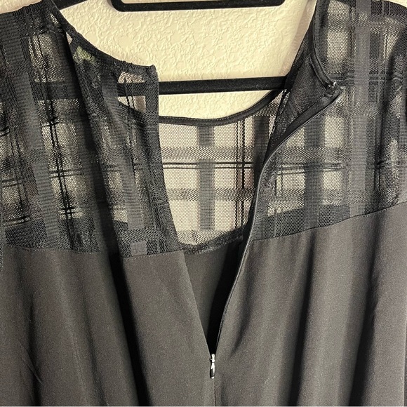DISCOUNTED Forever 21 Plus Black Jumpsuit with Mesh Upper Short Sleeve 1X - Picture 11 of 11